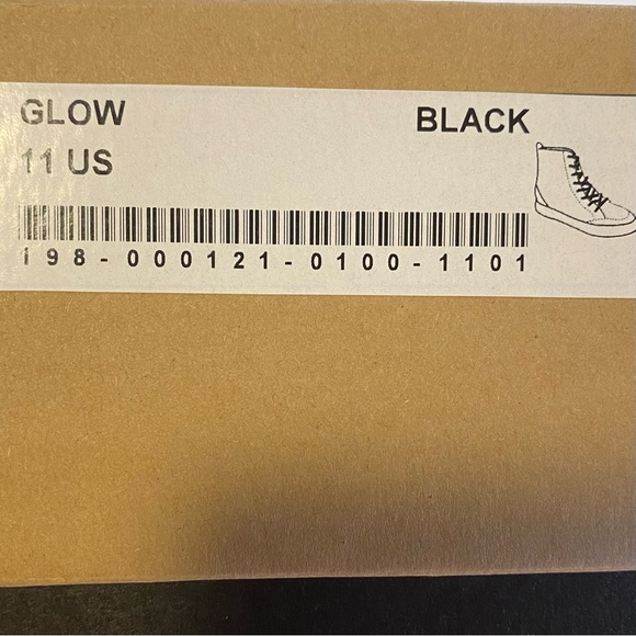 Beau+Ashe Glittery black mesh hi top sneakers size 11, like new. Sexy, club wear - Picture 14 of 14